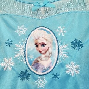 Disney Frozen Princess Elsa Nightgown Pajamas Sleepwear Girls Size: 4/5 NWT